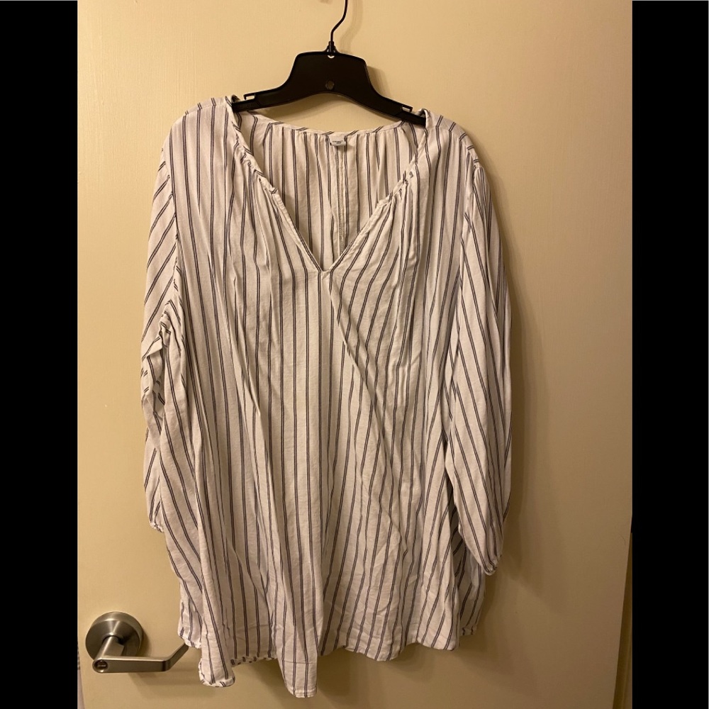 Old Navy Stripped Blouse